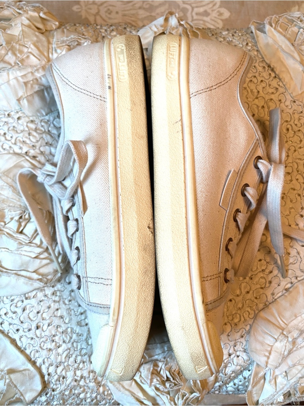 Keen Elsa White Canvas Casual Low Top Lace Front Sneakers Size 8 - Picture 7 of 14